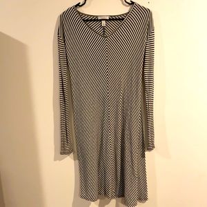 Striped, long sleeve maternity dress